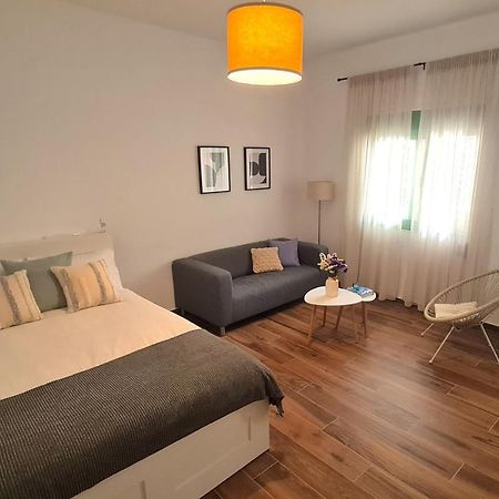 Yannis Guest House Aegina Екстер'єр фото