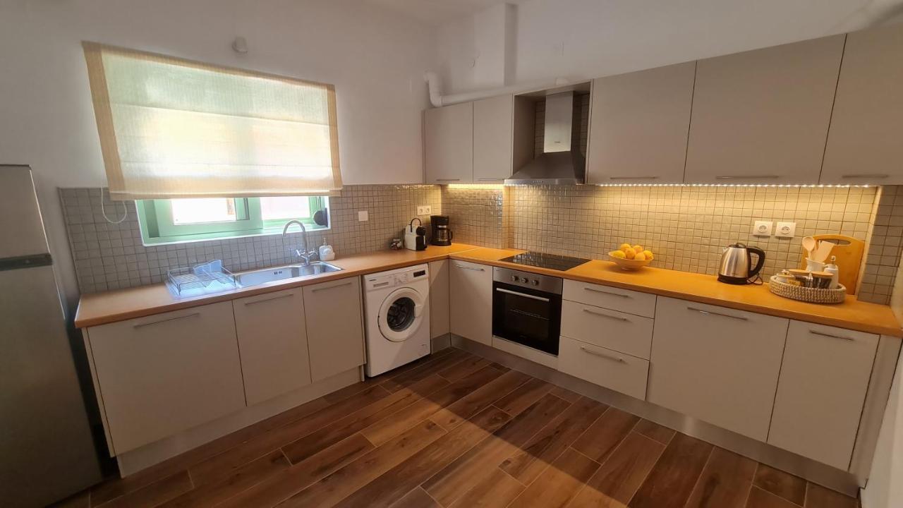 Yannis Guest House Aegina Екстер'єр фото
